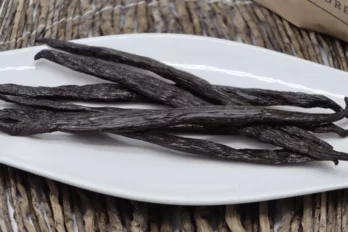 Vani Saveurs Gousses de Vanille Gourmet Noire des Comores charnues et savoureus